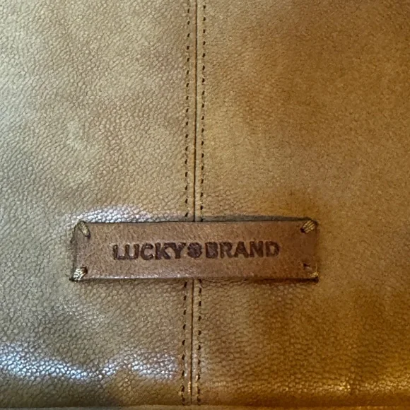 Lucky Brand BoHo Tan Caramel Flap Leather Crossbody Bag Purse Maximum Storage - Picture 5 of 11